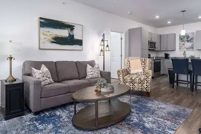 Image de Pet-Friendly Getaway with Pool & Gym