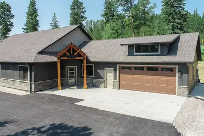 Image de Newly Built Single Level Spacious Twin Home w/ Garage, Hot Tub and Clubhouse