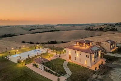 Image de Villa in Tuscany with exclusive Garden, panoramic pool and culinary experiences