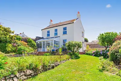 Image de Hillside - Northam - Trois Chambres Maison, Couchages 6