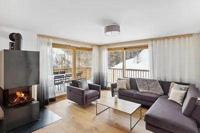 Image de Luxury 3 Bedroom Apartment with Jacuzzi Rahas B Grimentz - By Mrs Miggins