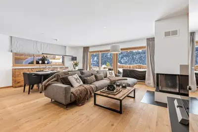 Image de Magnificent apartment with jacuzzi in the heart of the Montagnier - By Mrs Miggins