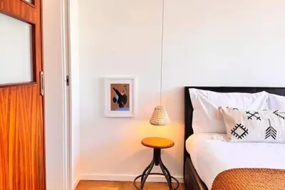 Image de Sunny designer apartment with garden