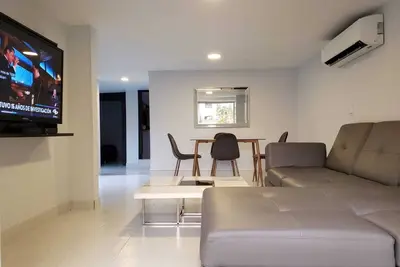 Image de 2 bedroom apartment in the best area of Laureles. A/C.