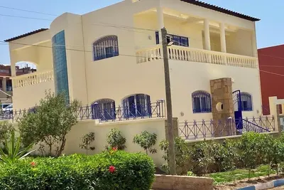 Villa Balnéaire en bord de mer à 200 mètres de la plage/à 10 min de Taghazout