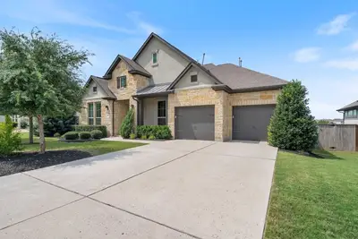 Image de Luxury 4br Escape | Private Cinema & Views