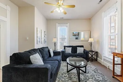 Image de 701-Maison-Salle de bain privée-Vue ville