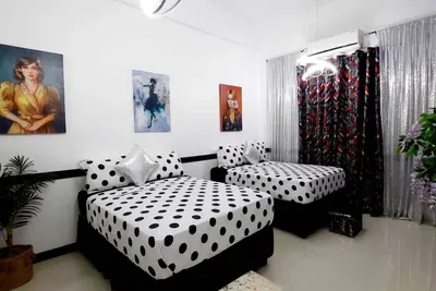 Image de Stylish 7br Home In Halfway Tree @Kingston Manor