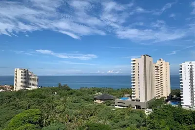 Image de Apartamento con Vista al Mar- Sector Bello Horizonte a 200 Metros de la Playa!