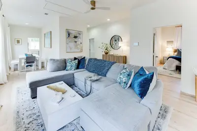 Image de Welcome to Main Ave Charm: Historic Downtown Retreat! This charming home offers modern amenities. . .