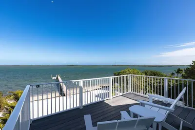 Image de Frank & Norma's Oasis: Stunning 3br Open Water Home on Sugarloaf, Pool, Beach, Dock & Dog Friendly