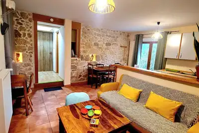 La Grange Doman 1100m altitude- un gîte au calme face à Chamechaude