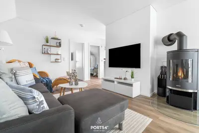 Image de Sandpiper - Fireplace, Desk, Washing Machine, Sauna, Shower, Balcony, Grill