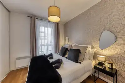 Image de Appartement 4 personnes  - parking - métro + gare - ascenseur