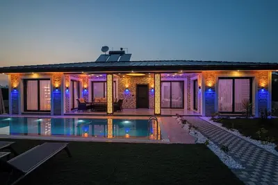 Villa Zahiden -Centrally located villa with private pool