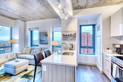 Image de Modern Apt In Kendall Square with Gym