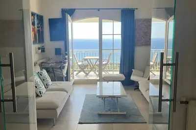 Image de Très jolie et grande maison provençale, vue mer panoramique de toutes les pieces