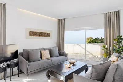 Image de Pass the Keys | Stunning beachfront Apartment in central Marbella