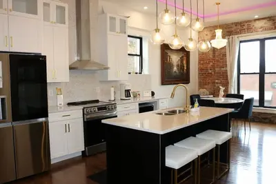 Image de The Luxe High Roller! 2 bed apt in Metropolis near Harrah's Casino! Pet friendly