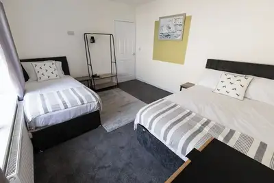 Image de Charming House • 3 minute's walk to the beach • Free Parking • Smart Tv • Wifi