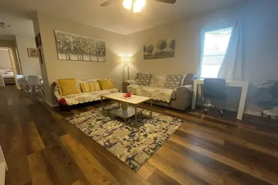 Image de Charming 1-bedroom 2 Queen Bed, 1 sofa bed Apartment in Valdosta!