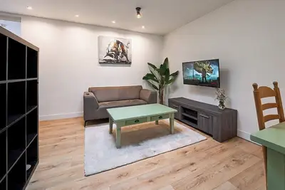 Image de Vibrant Eindhoven Retreat in Stratum