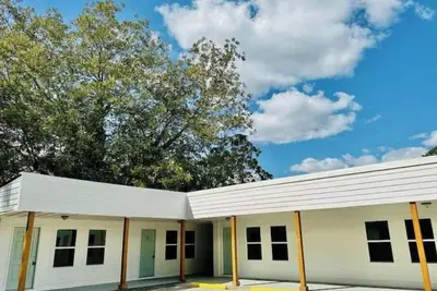 Image de King 1br in Hotel Style Multi-unit