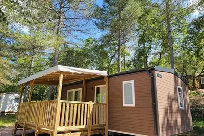 Image de Camping 3 étoiles - Piscine  - cca0ge0