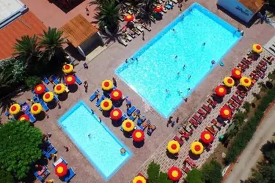 Image de Camping 4 étoiles - Piscine  - ccaa0ba