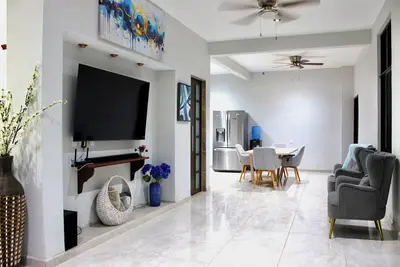 Image de 10 min from beach, Modern house in marvelous Puerto Escondido with Ac/WiFi