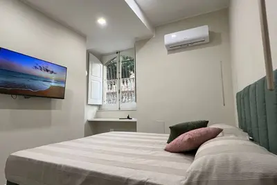 Image de élégant appartement au centre de Fuscaldo Marina à quelques pas de la mer