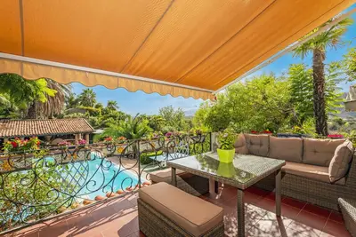 Villa 'Alkantara' avec vue sur les montagnes, Wi-Fi et climatisation