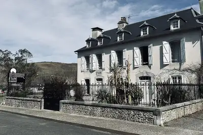 Image de Gîte dans demeure ancienne \"Etape En Barétous\" avec terrasse privée, jardin privé et Wi-Fi