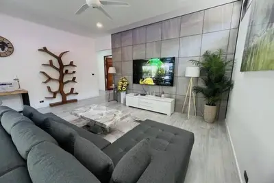 Image de Joy Villa - Villa neuve de 4 chambres avec piscine.