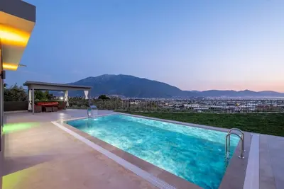 Villa İssa - Villa with private pool and view