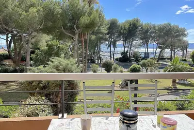 Image de Studio cabine climatisé avec terrasse et garage - 4 couchages, St Raphaël