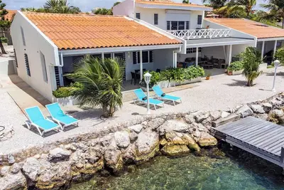 Image de Aqualife 3 Palabrua, Nice house, max 4 pers, located directly on the Spanish water