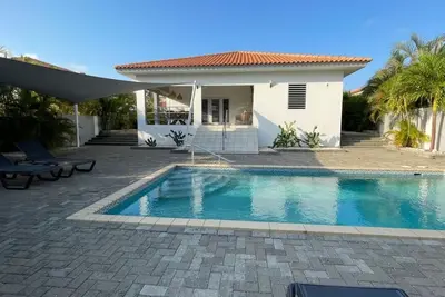 Image de Kas Haddock, Brakkeput Abou, Beautiful, newly renovated, house with private pool and complete privac