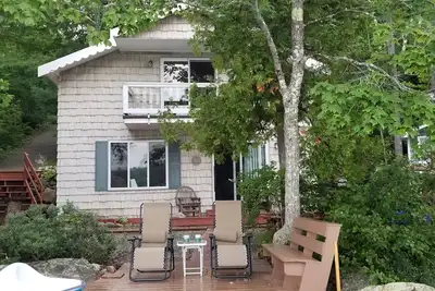 Image de Lakefront Delight!