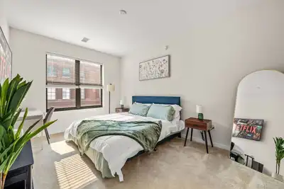 Image de New Luxury Apt with Pool Roof Deck Gym King Bed