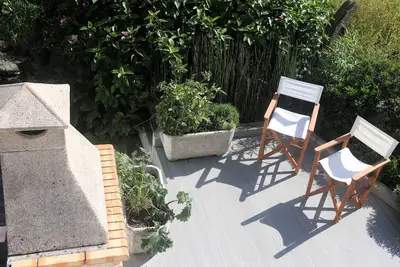 Image de Apartamento Acolhedor com Inúmeras Amenidades. Zona Tranquila com Bons Acessos