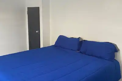 Image de 3-bedroom townhome in beautiful Philadelphia with Ac, WiFi. Enjoy your stay