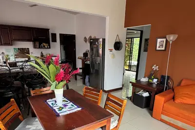 Image de Süßes, Privates Bungalow mit Garden Nahe Manuel Antonio in Einer Ruhigen Gegend