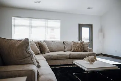 Image de Spacious 4-bedroom house in prime Saint Robert location with modern amenities