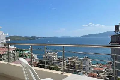 Comfortable apartment with city and sea view