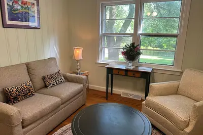 Image de Charming 2-bedroom West Ashley home in a quiet, beautiful neighborhood