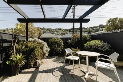 Image de Sweet Lyall Bay - walk to beach and popular cafes\n