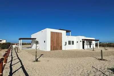 Image de Rancho Baja - With Pool & Ocean View