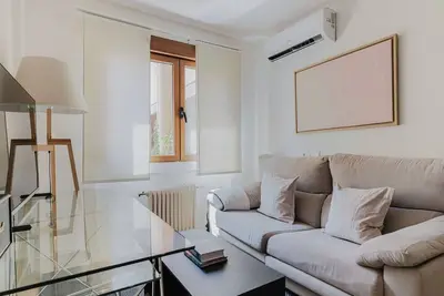 Image de Great Ibiza 1br w/ Doorman, Washer & A/C, by Blueground