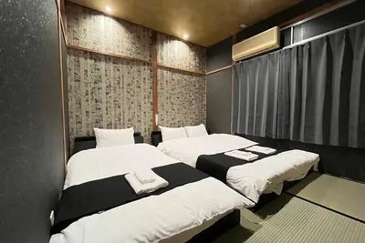 Image de 7 mins from Usj1 mins walk from Nishikujo Station2023 renovationJapanese modern houseWIFIMax 11 - Nishikujo House / Osaka Ōsaka